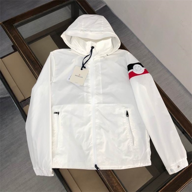 Moncler Jacket-040